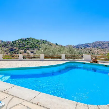 Holiday home Cortijo Cuscurro By Ruralidays *