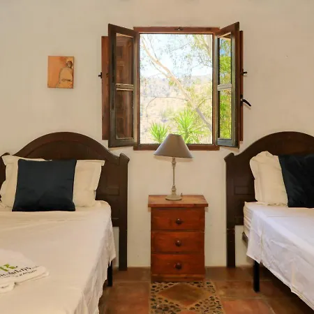 Cortijo Cuscurro By Ruralidays *